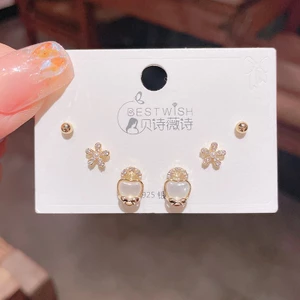 V.I.T Accessories | Set bông tai khóa đính đá 6 chiếc (1 màu)