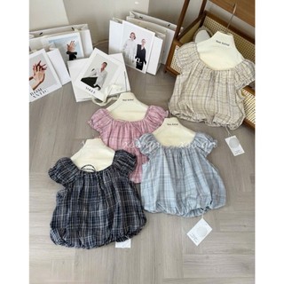 Áo bí cổ thuyền tay bồng họa tiết kẻ sọc Caro tay bèo nhún chun phồng hàng Quảng Châu.