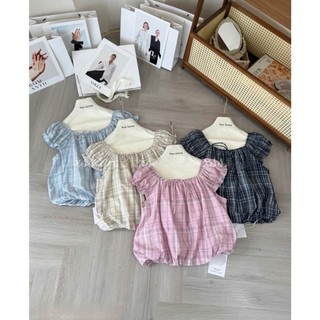 Áo bí cổ thuyền tay bồng họa tiết kẻ sọc Caro tay bèo nhún chun phồng hàng Quảng Châu.
