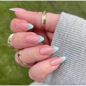 NAIL BOX MONG MÓNG GIẢ MÓNG UP FRENCH ĐẦU MÓNG XANH TIFFANY