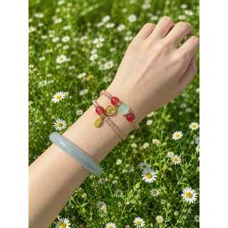 vòng tay cặp handmade - charm mạ vàng khắc chữ Hán may mắn có phụ kiện đi kèm.