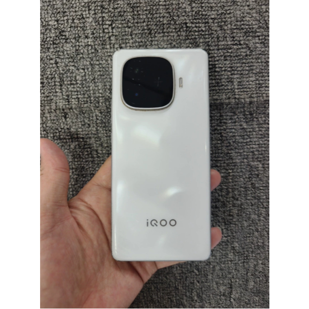 Điện Thoại iQOO Z9 5G Giá Tốt | 12/256 | Snapdragon 7 Gen 3 | AMOLED 144Hz | Pin 6000mAh Sạc 80W