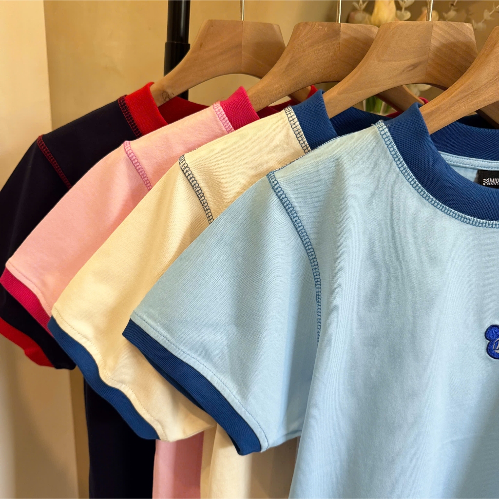 Áo Thun Phối Viền Màu Logo Chuột Thêu Xinh Yêu, Chất Cotton Mềm Mịn, Có Kèm Hình Thật.