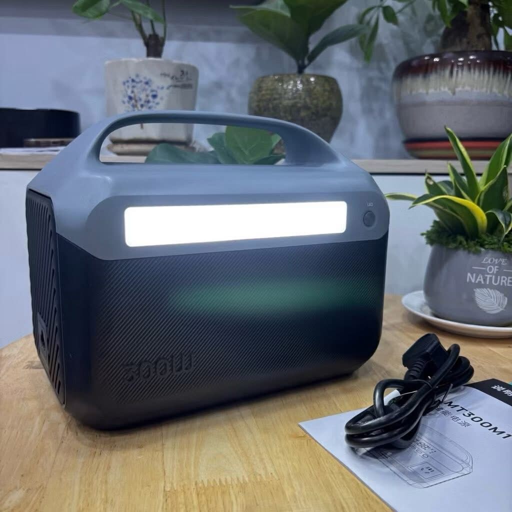 Trạm Sạc Di Động Mentech 300W MT300M1 | 204.8Wh AC 220V