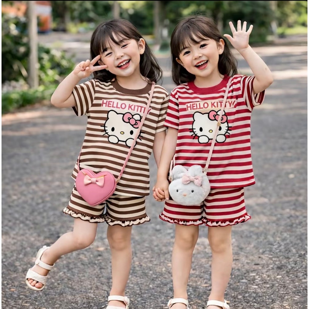 SÉT BỘ QUẦN ÁO KẺ VIỀN BÈO  IN HÌNH HELO KITTY XINH XẮN DỄ THƯƠNG CHO BÉ GÁI sz từ 9-35kg