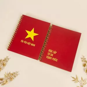 SỔ TAY (A5) LÒ XO, SỔ TAY TÔI YÊU VIỆT NAM - SỔ TAY LÁ CỜ TÔI YÊU VIỆT NAM RUỘT kẻ ngang,160 trang