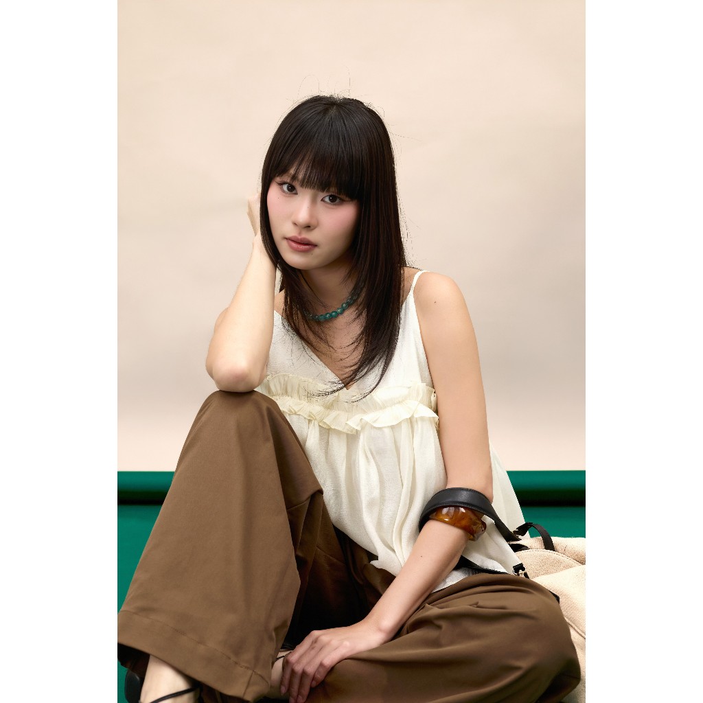 Áo kiểu hai dây babydoll Bisel Miều Est.2013 chất vải tơ hàn nhẹ nhàng thoáng mát