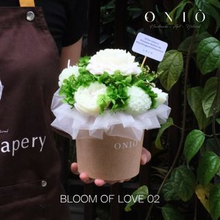 Hoa nến thơm, Hương thơm tinh dầu, quà tặng sinh nhật, quà tặng tốt nghiệp - Bloom Of Love - ONIÕ