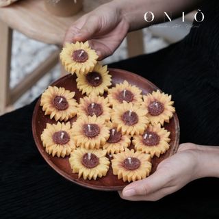 Hoa nến thơm hướng dương, Hương thơm tinh dầu, quà tặng sinh nhật, quà tặng tốt nghiệp - Bloom of love 06 - ONIÕ