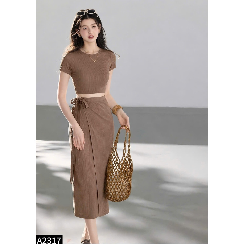 Set bộ thun tăm áo crotop phối chân váy midi dáng dài A2317