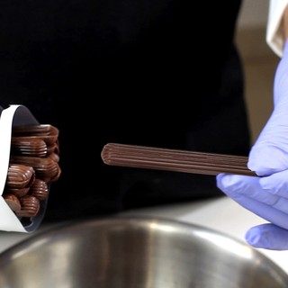 Socola Stick đen 5012 Easy Homemade Nhân Bánh Croissant Pain Au Chocolat Ăn Liền Vị Cacao Đậm Đà