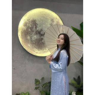 (Hàng cao cấp) Mặt trăng sáng xuyên toàn bộ bề mặt trong, đèn mặt trắng decor quán cafe, sự kiện, cửa hàng, spa