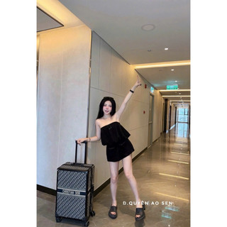 JUM CHUN VÁY CUP NGỰC HOT HIT