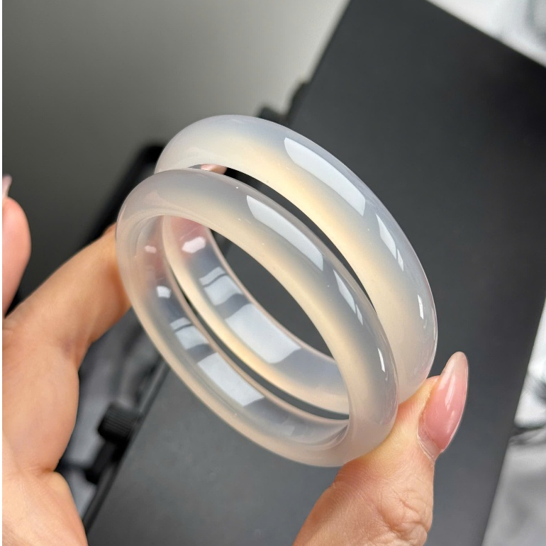 [𝐒𝐀𝐋𝐄 ] Vòng tay Mã Não Bạch Nguyệt Quang trang sức cao cấp bằng đá tự nhiên 𝐊𝐈𝐌 𝐓𝐇À𝐍𝐇 𝐁Ả𝐎