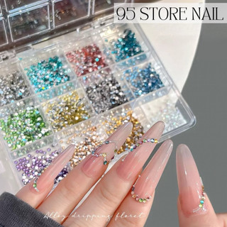 Khay đá 12 màu gắn móng size nhỏ