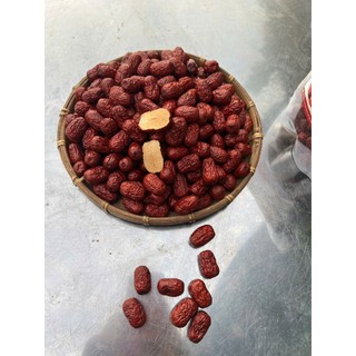 Táo Đỏ Tân Cương Nhược Khương 1KG Size 12-14 Chính Hãng Dẻo Ngon Hỗ Trợ Tiêu Hóa Bổ Sung Dinh Dưỡng