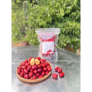 Táo Đỏ Tân Cương Nhược Khương 1KG Size 12-14 Chính Hãng Dẻo Ngon Hỗ Trợ Tiêu Hóa Bổ Sung Dinh Dưỡng