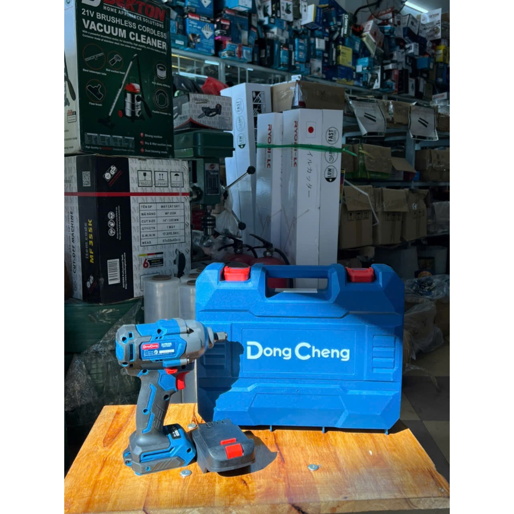 DCPB488 Máy Siết Bulon Dùng Pin 20V Lực 488Nm Chính Hãng DongCheng Việt Nam