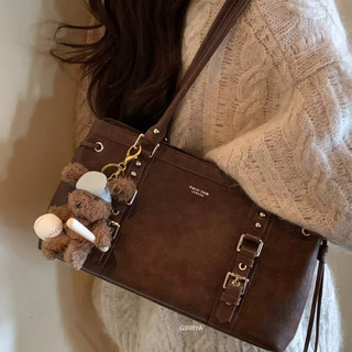 Túi xách nữ cao cấp Chio'2nd M87 - Túi xách nữ Vintage da mềm cao cấp đeo vai form dài hàn quốc kèm charm dễ thương