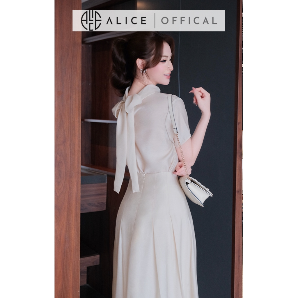 Set Váy Tiểu Thư Alice Chất Tơ Mềm, Áo Cổ Tròn Buộc Dây Nơ Lưng Phối Chân Váy Xếp Ly Dáng Xòe S1107