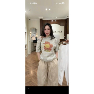 Áo Phông Kẻ Nhỏ Lệch Vai Hình Hoa KAB