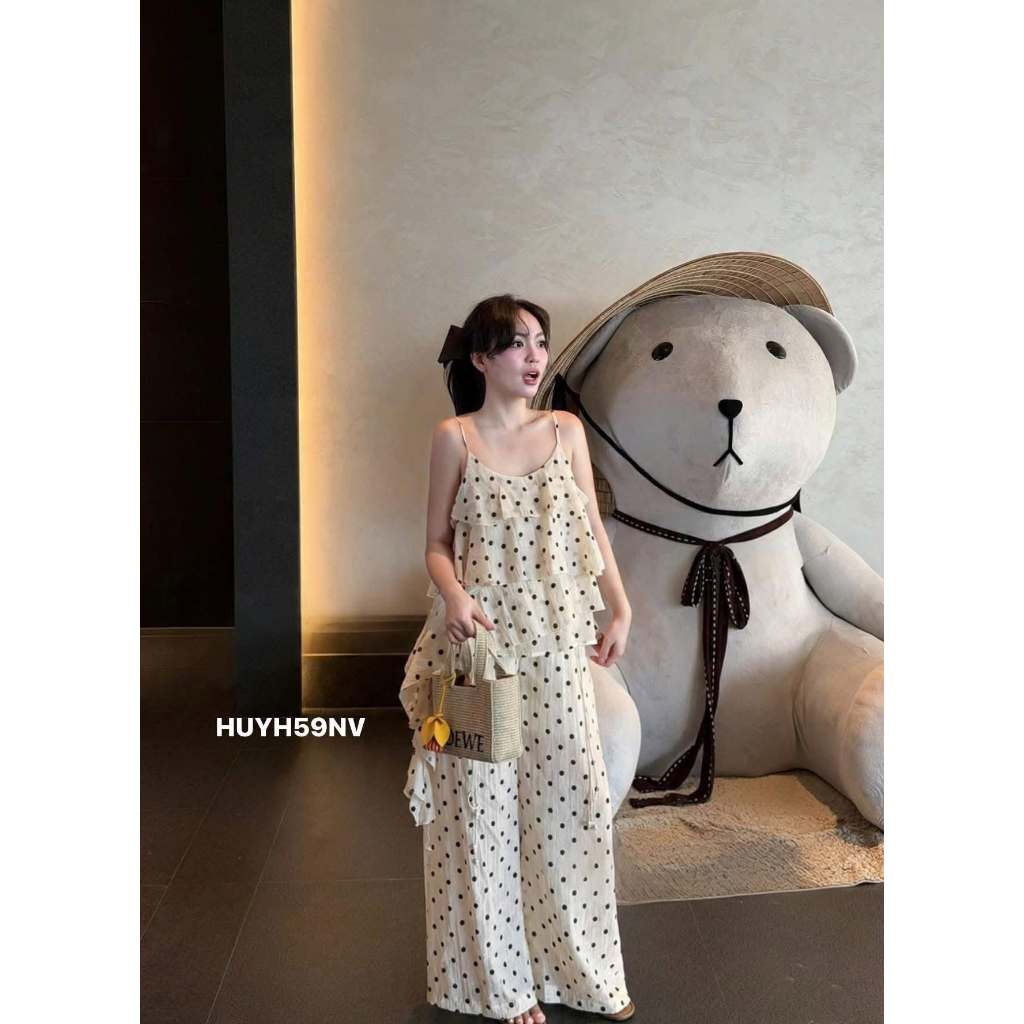 Đồ Bộ Nữ Set Áo 2 Dây Tầng Quần Dài Suông Vải Đũi Chấm Bi Hách Dáng Phong Cách Hàn Quốc HCOM27686
