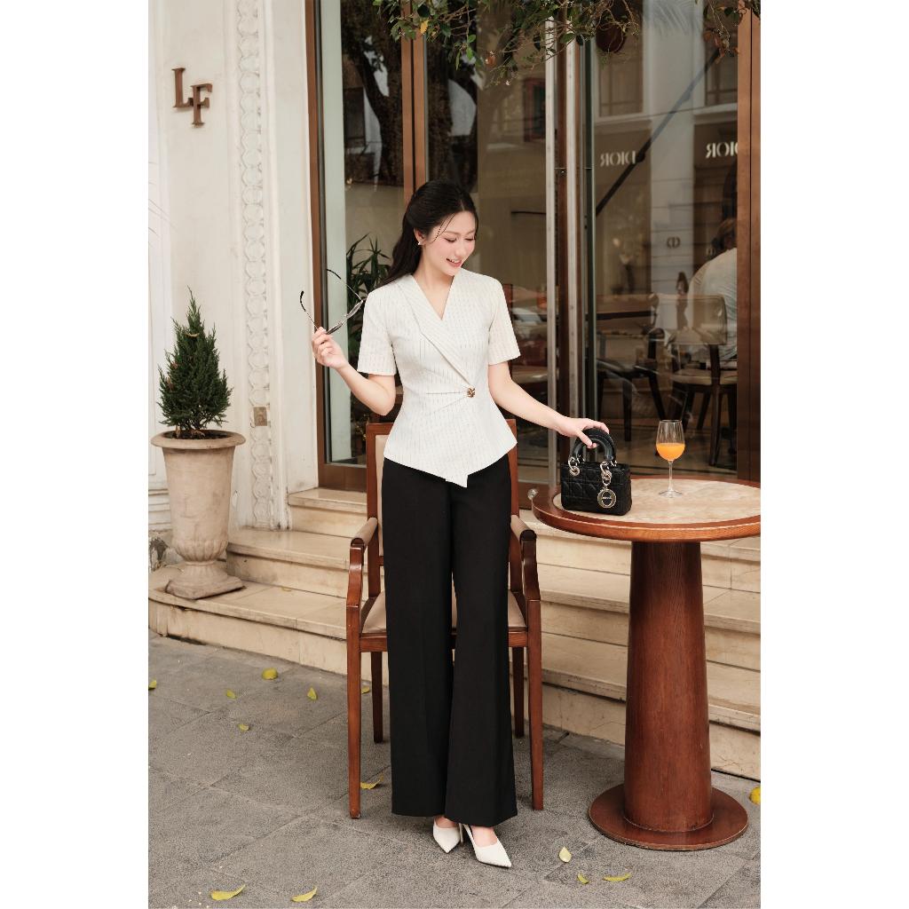 Umee Design - Set Thiết Kế Trẻ Trung Áo Cổ Tim Phối Quần Dài Ống Rộng "Mimo Set"