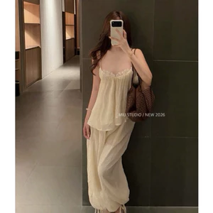 MIU.STUDIO •”Sica Set” Set bộ Áo babydoll voan tơ 2 dây phối viền ren xoè tầng kèm quần suông ống rộng bo ren sang chảnh