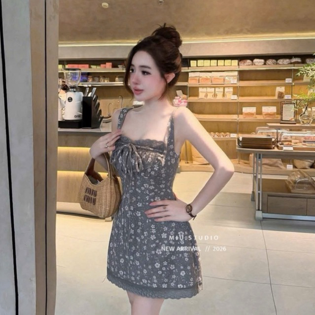 Váy 2 dây hoa nhí bản to phối viền ren thắt nơ sang chảnh , Đầm nữ dáng A ôm eo xoè nhẹ mặc đi chơi đi cafe sống ảo