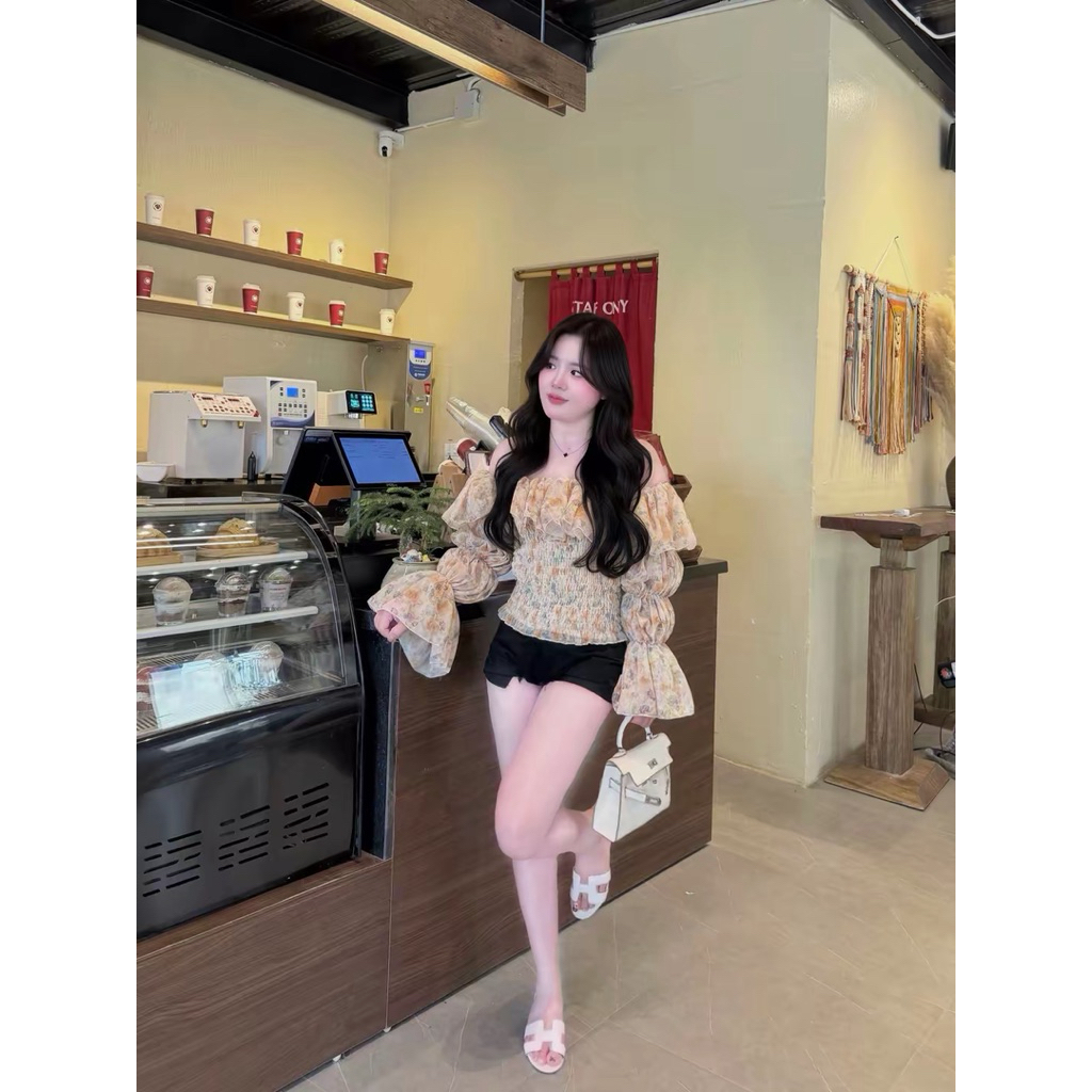 Áo trễ vai hoa bèo phối chun xinh yêu