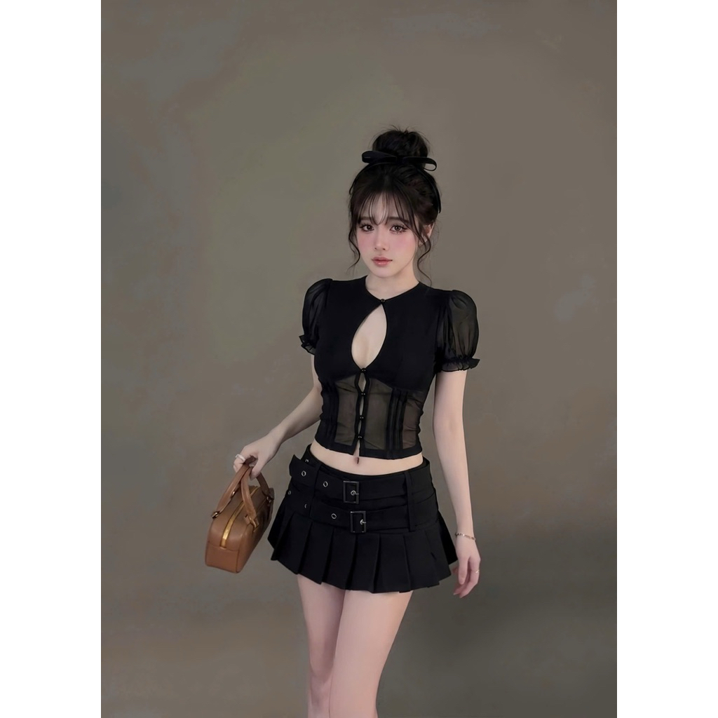 Set áo lưới khoét ngực mix chân váy xếp li phối đai siu chất