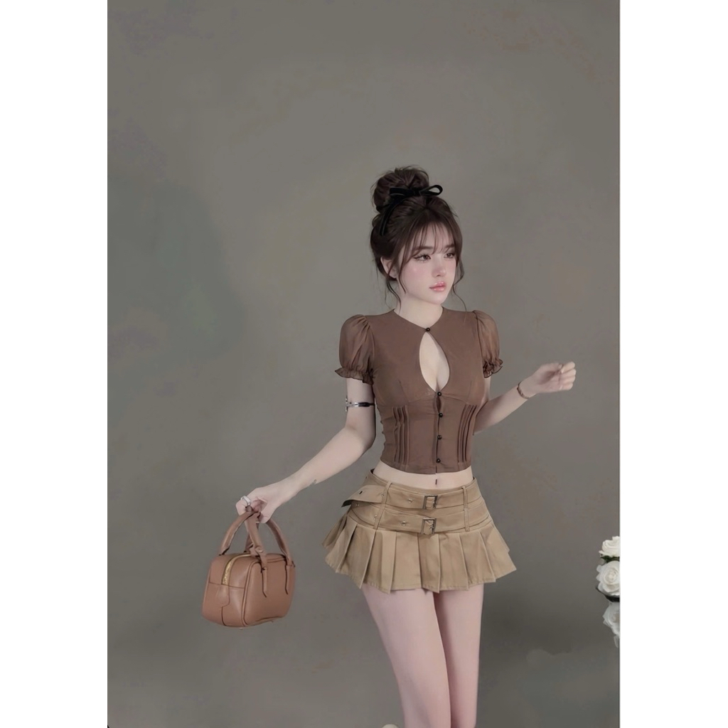 Set áo lưới khoét ngực mix chân váy xếp li phối đai siu chất