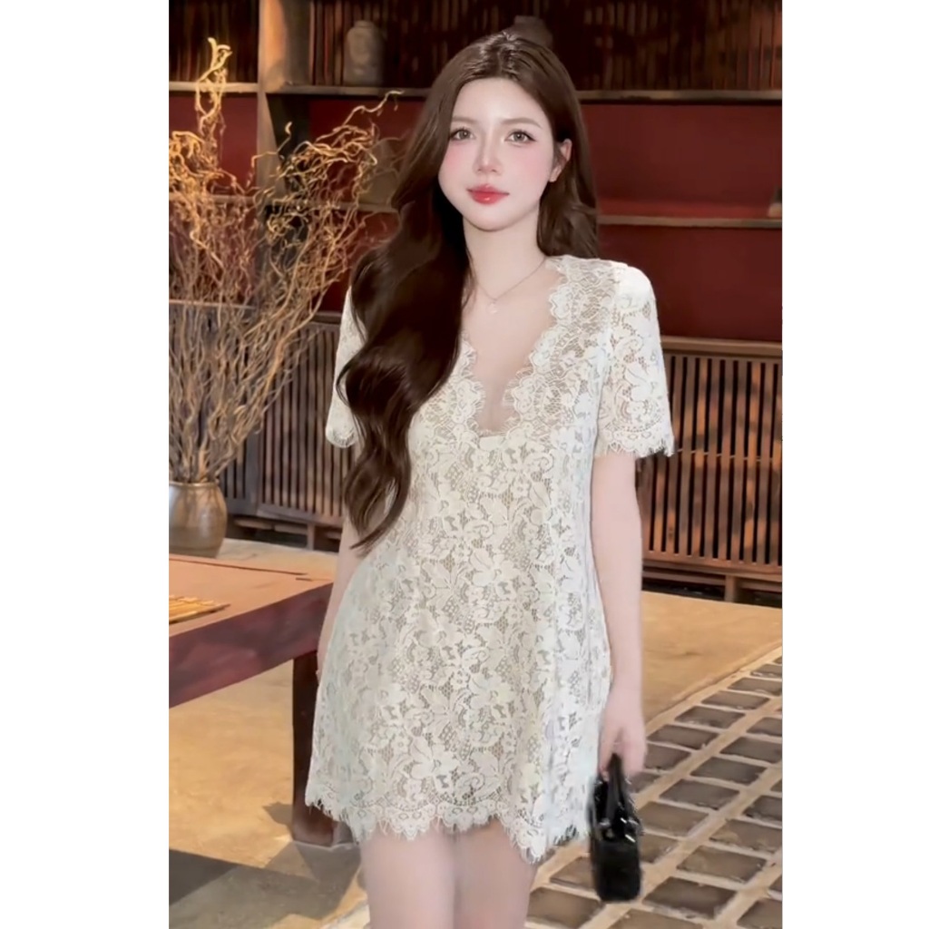 Váy Ren Trắng Kem Dự Tiệc Dáng Suông Cổ V, Đầm Ren Hoa Nổi Sang Trọng Có Lót Trong Đi Chơi Đi Cưới- CHAMIE STUDIO