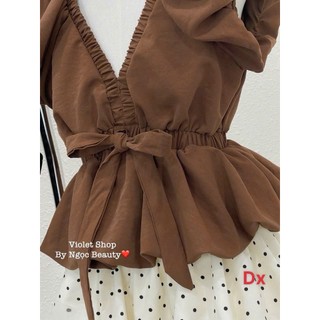 Set váy thời trang nữ chất áo cotton hàn cổ V tay ngắn bèo eo cột nơ nổi bật viền xếp ly phối váy bí mango in chấm bi