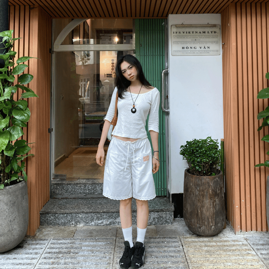 Quần lửng cạp trễ nữ SONNA HI - phối túi trước và gấu ren, chất cotton - DRAWSTRING CROPPED PANTS