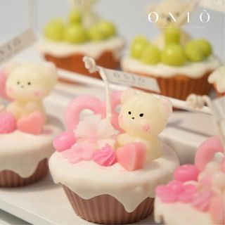 Nến thơm thủ công, trang trí nghệ thuật - Hương thơm tinh dầu, quà tặng sinh nhật - SWEET CUPCAKE - ONIÕ