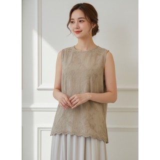 SWANLAKE | Áo Kiểu Nữ Basic Sát Nách Cổ Tròn Vải Cotton Thêu Hoa Viền Ren Dạo Phố Hè A13744