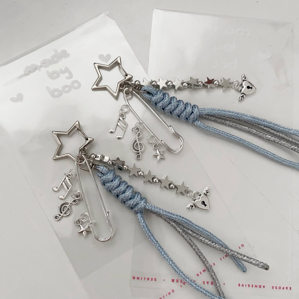 Charmbag / Keychain / Móc khoá thắt dây  – Custom tên riêng (ghi chú màu dây mix + chữ tối đa 5 ký tự)