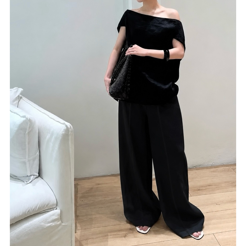 Set áo trễ vai và quần xuông Onni st