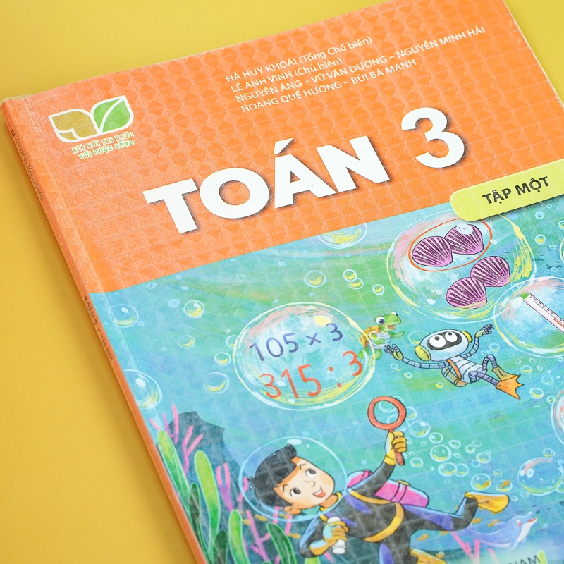 Decal Bọc Sách Giáo Khoa Cải Cách CLASSMATE Chất Liệu Nhựa Trong Dẻo Bền Chống Thấm, Decal Bọc Vở Ôly, SGK Tiếng Anh
