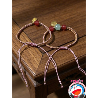 vòng tay cặp handmade - charm mạ vàng khắc chữ Hán may mắn có phụ kiện đi kèm.