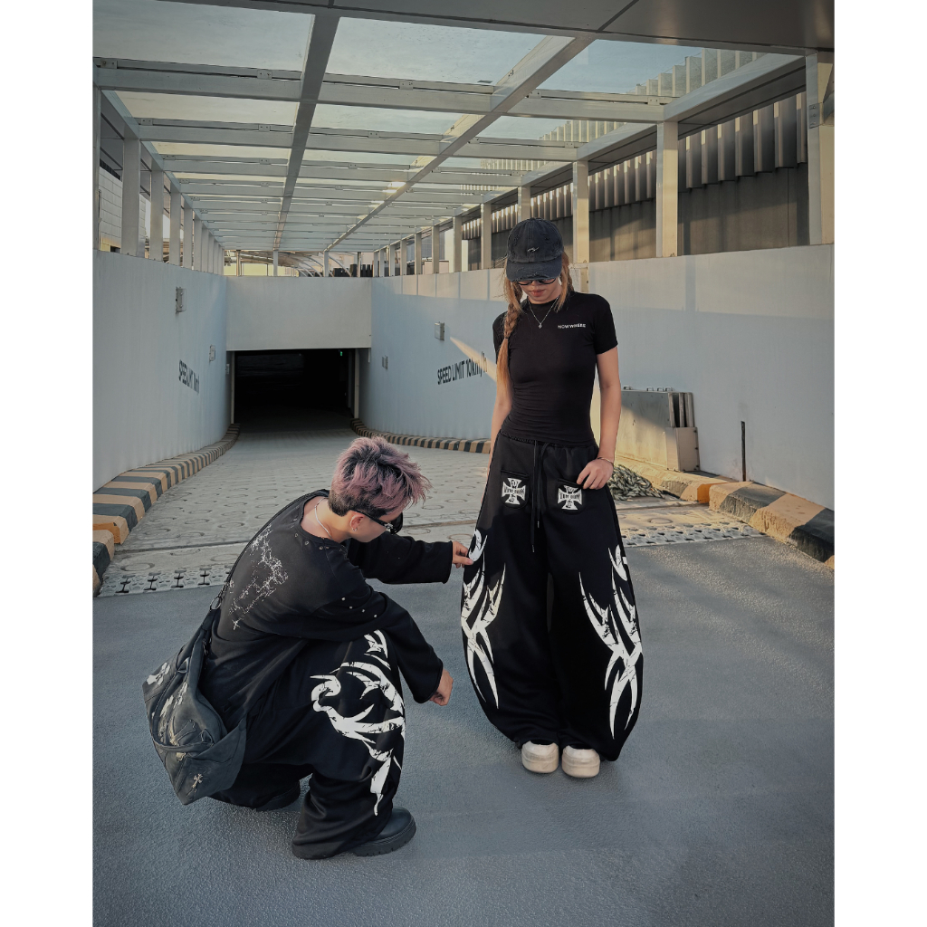 Quần Nỉ Ống Cong Hình In Lửa Ver 2 - Bumbum STU - Quần Nỉ Form Ống Cong,Rộng - Street Pant