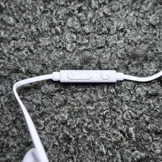 Tai Nghe Có Dây 3.5mm Có Mic Đàm Thoại, Nút Tăng Giảm Âm Lượng, Dây 1.2m Tương Thích Điện Thoại Laptop PC