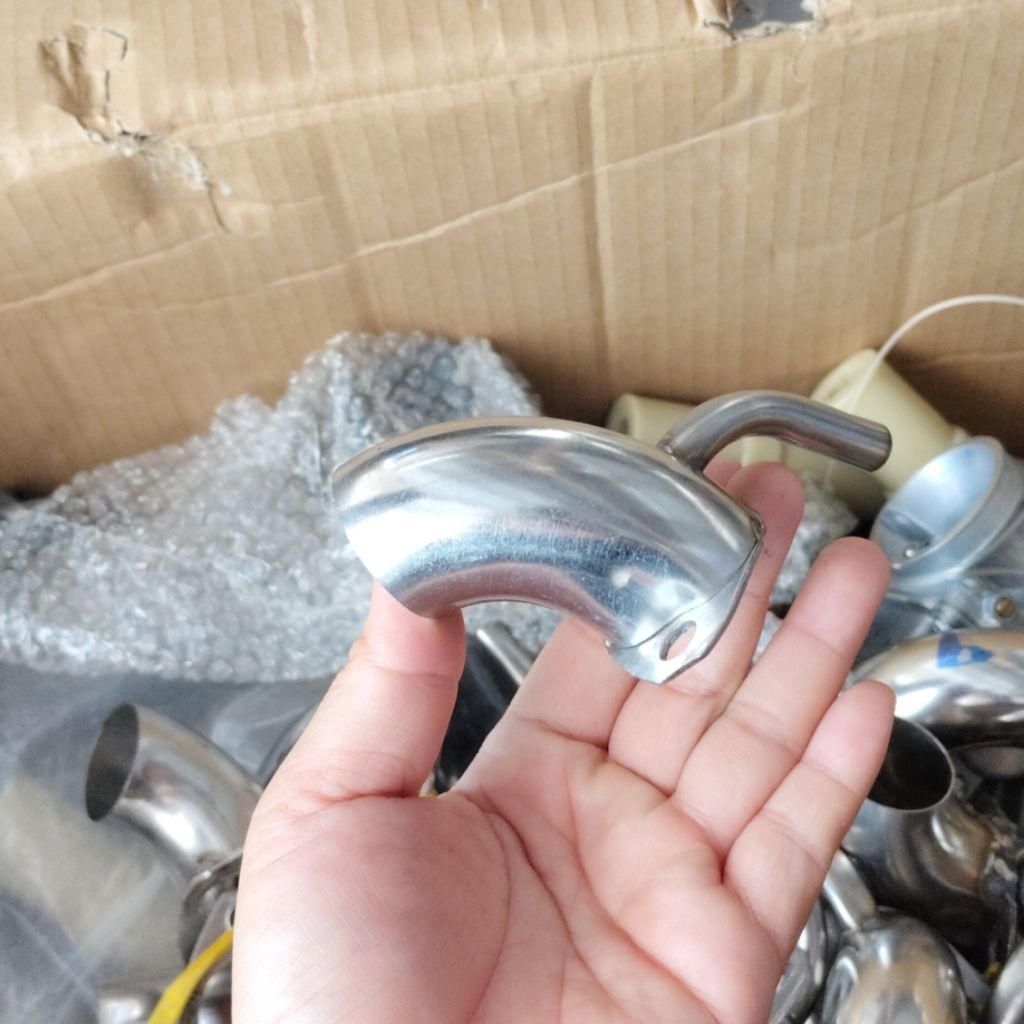 co gió bình xăng con inox 304 máy 5hp đến 7.8hp loại mỏng.