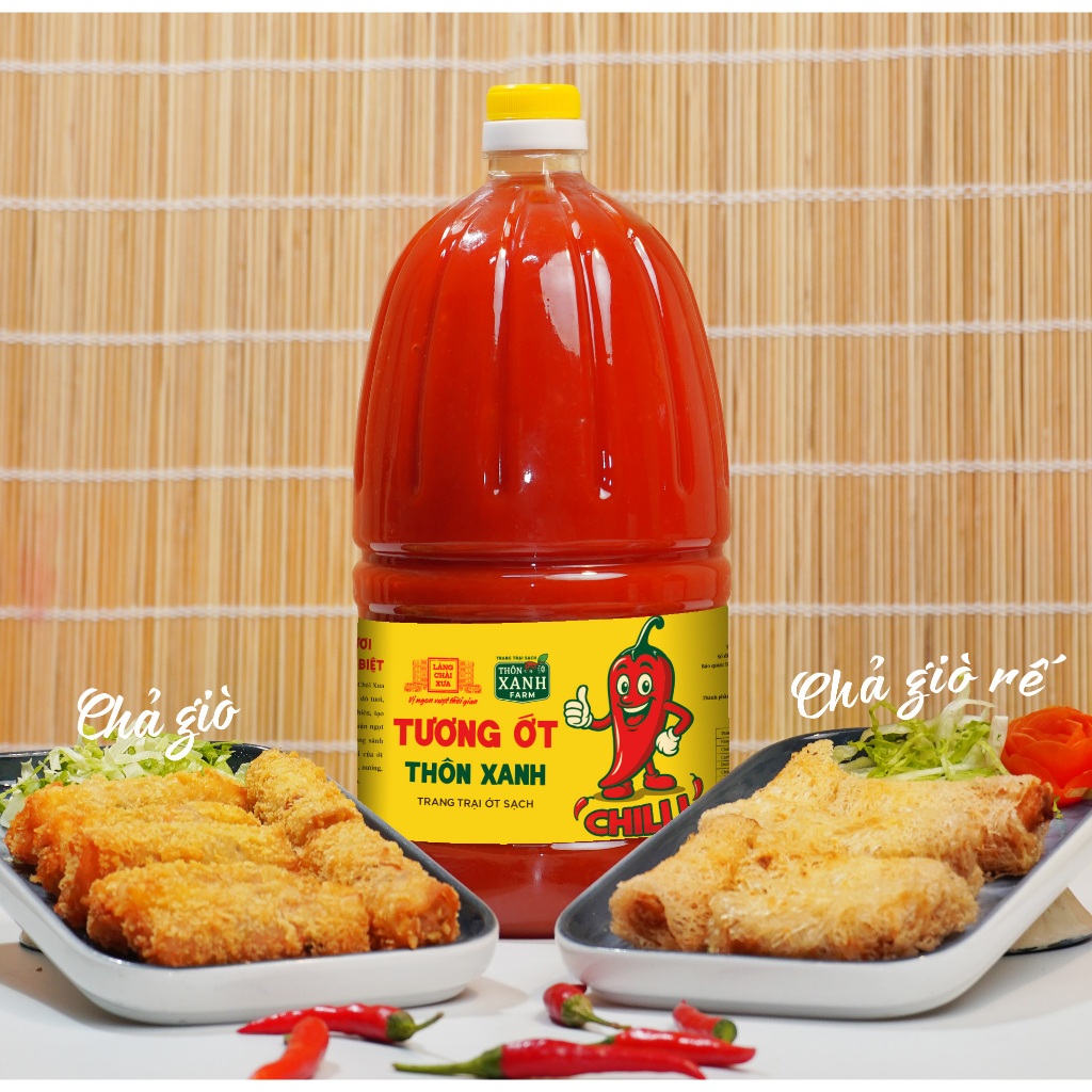 [Chai 2.2Kg] Tương ớt Thôn Xanh Farm ít cay ít mặn phù hợp cả trẻ em chấm gì cũng ngon