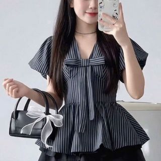 Áo Sơ Mi Sọc Nữ Tay Ngắn Dáng Babydoll Cúc Trước Ngực Dịu Dàng xanh đậm xanh nhạt trắng VANISA SMS101