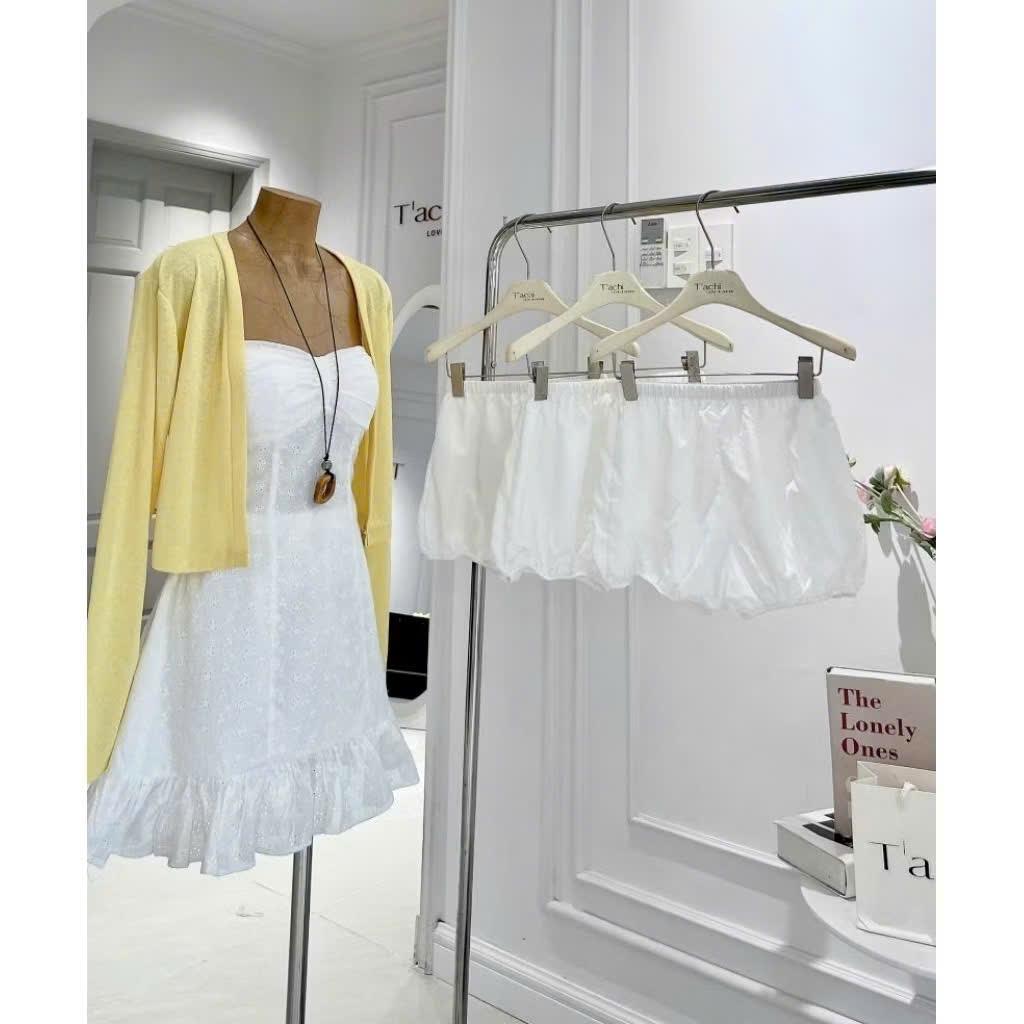 SET ĐẦM CÚP NGỰC XÔ HOA KÈM QUẦN SHORT VÀ CARDIGAN VÀNG, SET ĐỒ NỮ TIỂU THƯ HOT TREND | MEOINDAHOUSE