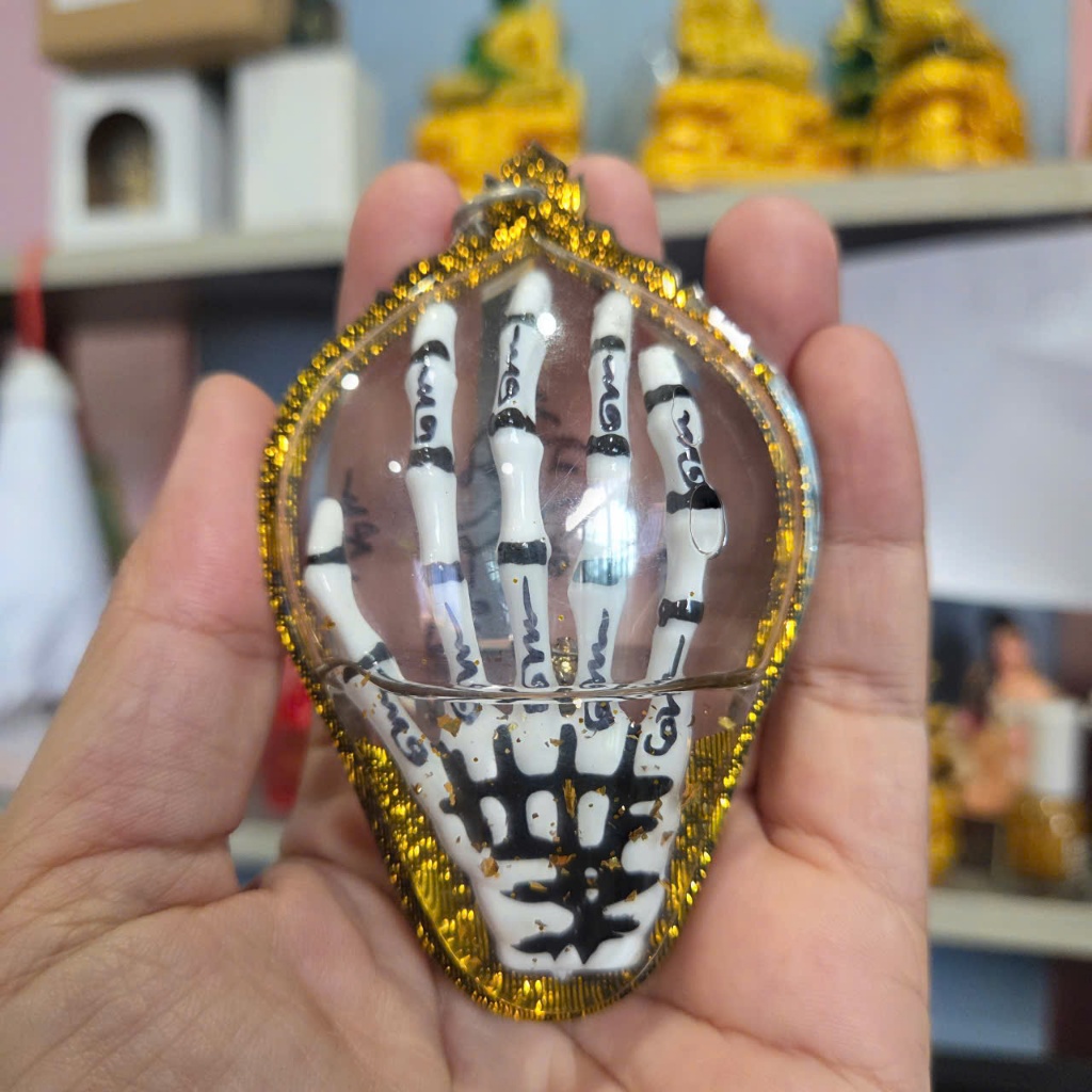Quà Tặng ý Nghĩa Mặt Dây Chuyền Trang Trí Thủ Công Khung Nhựa 6cm Bền Đẹp sắc nét