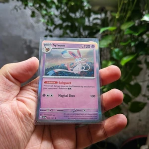 Thẻ Pokemon Sylveon 040/131 Holo Rare