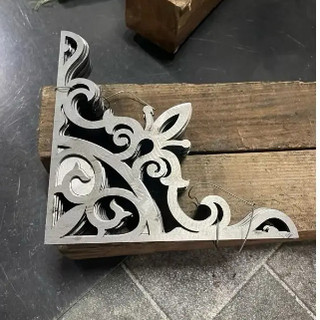 Hoa Góc Sắt Mỹ Thuật CNC dày 2.5mm có kích thước 30X30cm,  40X40cm, trang trí mái kính,lan can ,cổng nét đẹp.........